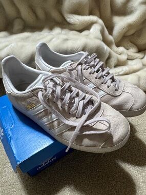 adidas Gazelle Women’s Sneakers in Pale Pink Suede